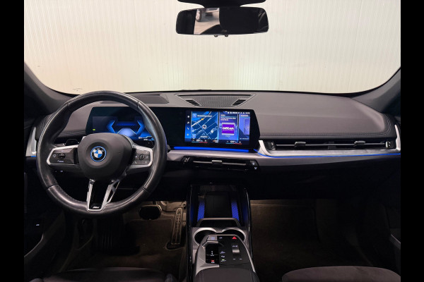 BMW X1 XDrive30e | M-SPORT | HUD | 360 CAMERA | AMBIANCE
