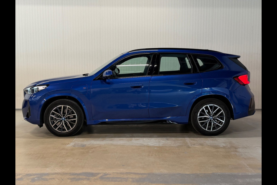 BMW X1 XDrive30e | M-SPORT | HUD | 360 CAMERA | AMBIANCE