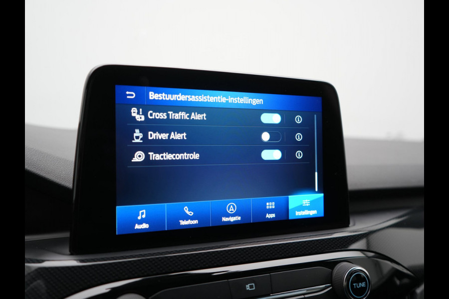 Ford Kuga 2.5 ST-Line X PHEV 225pk Dealer O.H | Trekhaak Af Fabriek | Adaptive Cruise | 360 Camera | Head Up | Alcantara Sportstoelen Verwarmd | Keyless | Blis | Pilot Assist | Stuurverwarming | Navigatie | Virtual | DAB | 18" L.M | Plug In Hybrid |