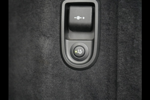 BMW 5 Serie Touring 530e M Sport PHEV 293pk Dealer O.H. | Active Steering | Trekhaak Af Fabriek | Panodak | Head Up | Adaptive Cruise | Adaptief Onderstel | Camera | Laser LED | Lederen Comfortstoelen Memory & Verwarmd | Sfeerverlichting | Blis |  Plug In Hybrid |
