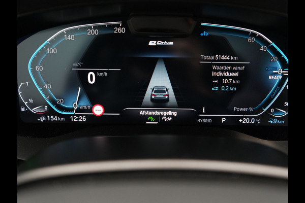 BMW 5 Serie Touring 530e M Sport PHEV 293pk Dealer O.H. | Active Steering | Trekhaak Af Fabriek | Panodak | Head Up | Adaptive Cruise | Adaptief Onderstel | Camera | Laser LED | Lederen Comfortstoelen Memory & Verwarmd | Sfeerverlichting | Blis |  Plug In Hybrid |