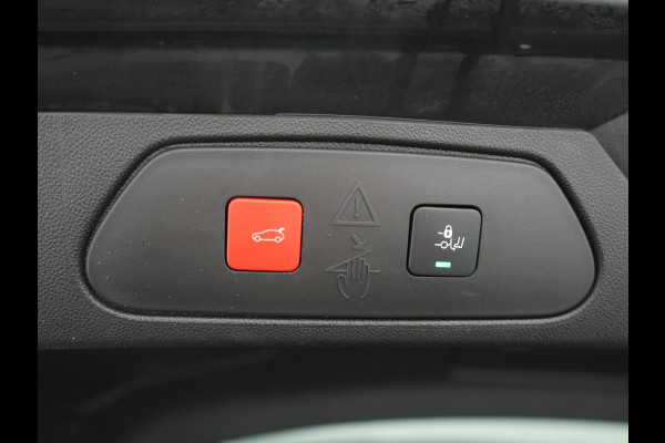Opel Grandland 1.6 Turbo Ultimate FACELIFT MODEL PHEV 225pk Dealer O.H. | Trekhaak Afn. | Adaptive Cruise | 360 Camera | Alcantara Sportstoelen & Stuur Verwarmd | BLIS | Keyless | Navigatie | DAB | Plug In Hybrid | Apple Carplay | Plug In Hybrid |