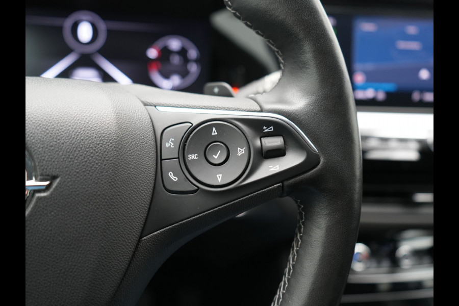 Opel Grandland 1.6 Turbo Ultimate FACELIFT MODEL PHEV 225pk Dealer O.H. | Trekhaak Afn. | Adaptive Cruise | 360 Camera | Alcantara Sportstoelen & Stuur Verwarmd | BLIS | Keyless | Navigatie | DAB | Plug In Hybrid | Apple Carplay | Plug In Hybrid |