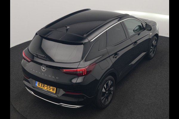 Opel Grandland 1.6 Turbo Ultimate FACELIFT MODEL PHEV 225pk Dealer O.H. | Trekhaak Afn. | Adaptive Cruise | 360 Camera | Alcantara Sportstoelen & Stuur Verwarmd | BLIS | Keyless | Navigatie | DAB | Plug In Hybrid | Apple Carplay | Plug In Hybrid |