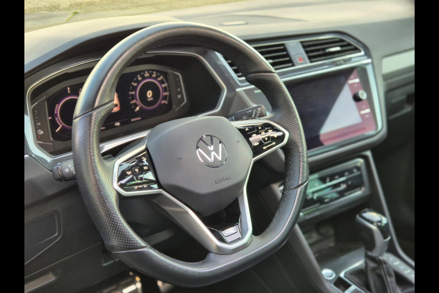 Volkswagen Tiguan 1.4 TSI eHybrid R-Line Business+ Pano! 360'Camera Memory Keyless Sfeerverlichting Elektrische Kofferklep IQ