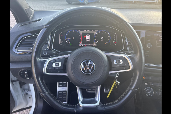 Volkswagen T-Roc 1.5 TSI Sport | 150pk | Panoramadak | Adaptieve Cruise | Stoelverwarming | Elektrische Achterklep | Achteruitrijcamera