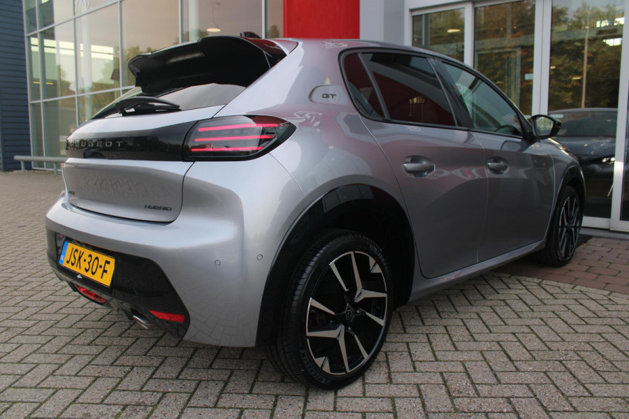 Peugeot 208 1.2 Hybrid 110PK AUTOMAAT GT | CAMERA VOOR + ACHTER | NAVIGATIE | DRAADLOZE APPLE CARPLAY/ANDROID AUTO | FULL LED KOPLAMPEN | LICHTMETALEN VELGEN 17" | DODEHOEK DETECTIE | DRAADLOZE TELEFOONLADER | KEYLESS ENTRY/START | DAB+ RADIO | ADAPTIVE CRUISE CONTROL | CLIMATE CONTROL | SFEERVERLICHTING |