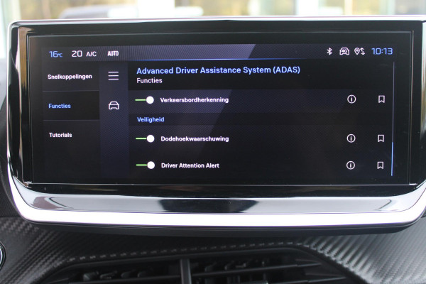 Peugeot 208 1.2 Hybrid 110PK AUTOMAAT GT | CAMERA VOOR + ACHTER | NAVIGATIE | DRAADLOZE APPLE CARPLAY/ANDROID AUTO | FULL LED KOPLAMPEN | LICHTMETALEN VELGEN 17" | DODEHOEK DETECTIE | DRAADLOZE TELEFOONLADER | KEYLESS ENTRY/START | DAB+ RADIO | ADAPTIVE CRUISE CONTROL | CLIMATE CONTROL | SFEERVERLICHTING |