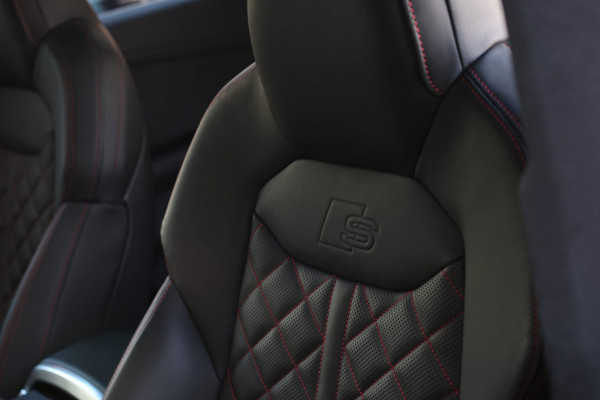 Audi Q8 60 TFSI e Quattro Competition *Pano*B&O Advanced*4-Wiel besturing*Soft-Close*RS-Stoelen*