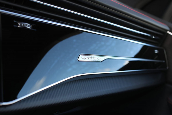 Audi Q8 60 TFSI e Quattro Competition *Pano*B&O Advanced*4-Wiel besturing*Soft-Close*RS-Stoelen*
