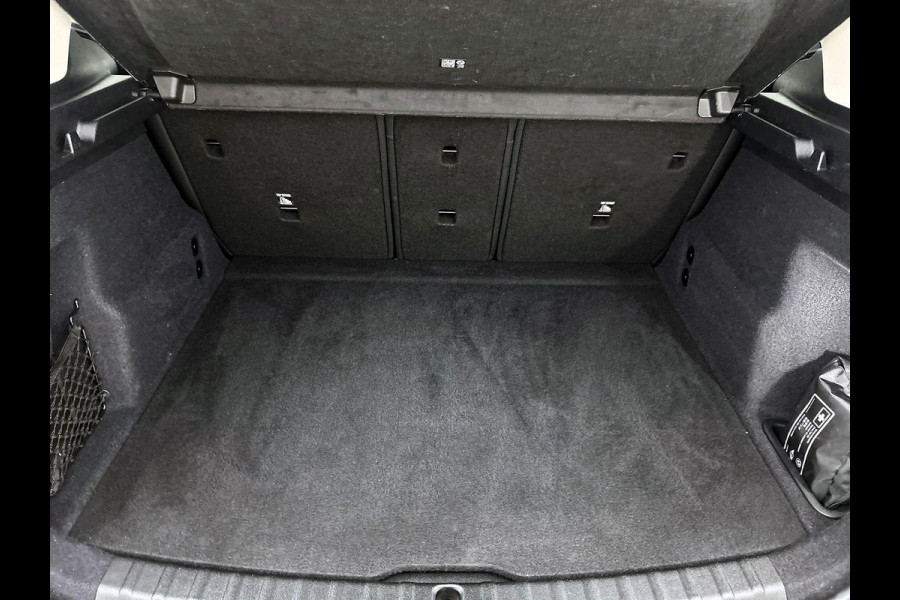 BMW 2 Serie Active Tourer 218i BLACK-LINE | CAMERA | EL-ACHTERKLEP