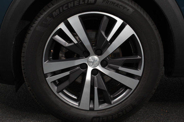 Peugeot 3008 1.2 PureTech 130pk Automaat Allure Navigatie Climate Control Parkeer sensoren Camera
