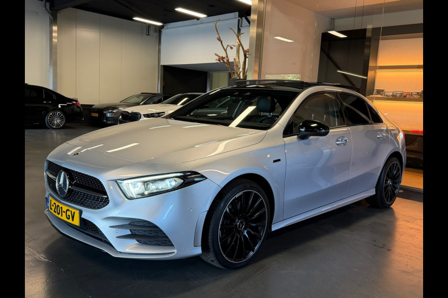 Mercedes-Benz A-Klasse 250 e AMG Night edt. 2021 garantie hybride