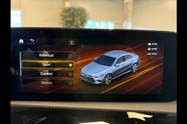 Mercedes-Benz A-Klasse 250 e AMG Night edt. 2021 garantie hybride