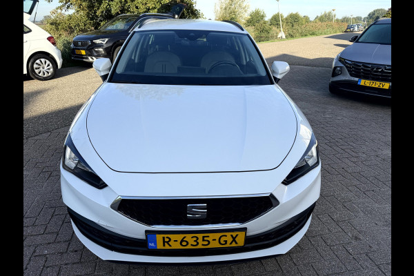 Seat Leon Sportstourer 1.0 TSI Style Business Intense Camera, Trekhaak, Virt.Dash