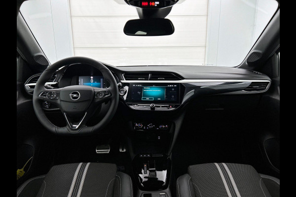 Opel Corsa 1.2 Turbo 136pk Hybrid GS Automaat Navigatie Apple Carplay/Android Auto Camera Parkeersensoren Cruise Control Dodehoek assistent Stoel- en stuurverwarming Full-LED-Matrix-koplamp Airco Lichtmetalen velgen