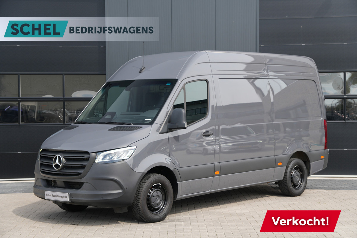 Mercedes-Benz Sprinter 315CDI L2H2 RWD Pro 150pk - Camera - Trekhaak - Blind Spot - LED - Stoelverwarming - Navi - Rijklaar