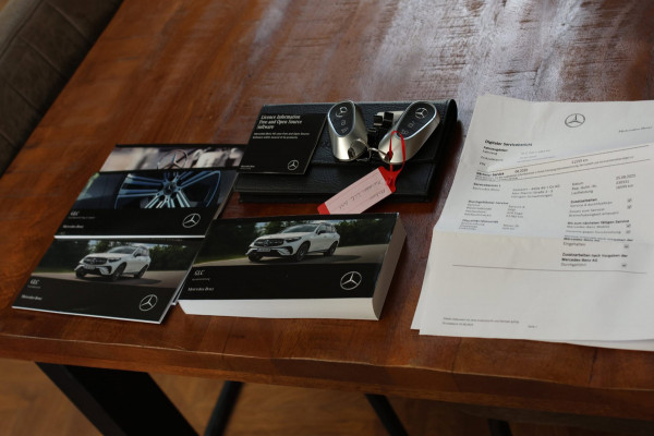 Mercedes-Benz GLC 300e 4MATIC AMG Line *Pano*Burmester*360 Camera*Trekhaak*