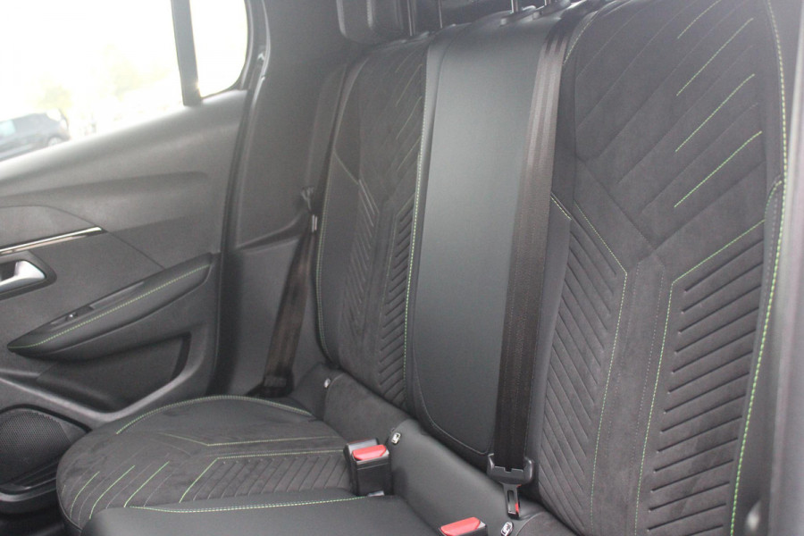 Peugeot 208 1.2 Hybrid 145PK AUTOMAAT GT PACK | ELEKTRISCH BEDIENBARE BESTUURDERSSTOEL MET MASSAGE FUNCTIE | ALCANTARA BEKLEDING | STOEL VERWARMING | CRUISE CONTROL | DAB+ RADIO | APPLE CARPLAY/ANDROID AUTO | FULL LED KOPLAMPEN | KEYLESS ENTRY/START | 17" LICHTMETALEN VELGEN | CLIMATE CONTROL | PARKEERSENSOREN VOOR + ACHTER | ACHTERUITRIJ CAMERA | SFEERVERLICHTING |