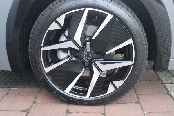 Peugeot 208 1.2 Hybrid 145PK AUTOMAAT GT PACK | ELEKTRISCH BEDIENBARE BESTUURDERSSTOEL MET MASSAGE FUNCTIE | ALCANTARA BEKLEDING | STOEL VERWARMING | CRUISE CONTROL | DAB+ RADIO | APPLE CARPLAY/ANDROID AUTO | FULL LED KOPLAMPEN | KEYLESS ENTRY/START | 17" LICHTMETALEN VELGEN | CLIMATE CONTROL | PARKEERSENSOREN VOOR + ACHTER | ACHTERUITRIJ CAMERA | SFEERVERLICHTING |