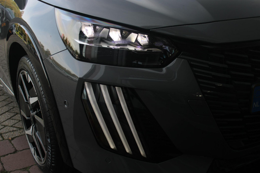 Peugeot 208 1.2 Hybrid 145PK AUTOMAAT GT PACK | ELEKTRISCH BEDIENBARE BESTUURDERSSTOEL MET MASSAGE FUNCTIE | ALCANTARA BEKLEDING | STOEL VERWARMING | CRUISE CONTROL | DAB+ RADIO | APPLE CARPLAY/ANDROID AUTO | FULL LED KOPLAMPEN | KEYLESS ENTRY/START | 17" LICHTMETALEN VELGEN | CLIMATE CONTROL | PARKEERSENSOREN VOOR + ACHTER | ACHTERUITRIJ CAMERA | SFEERVERLICHTING |