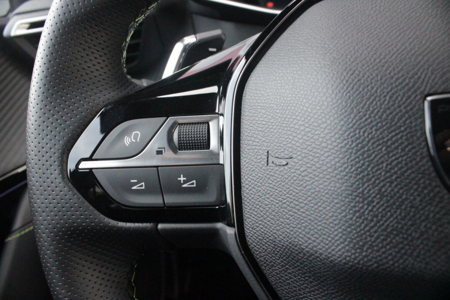 Peugeot 208 1.2 Hybrid 145PK AUTOMAAT GT PACK | ELEKTRISCH BEDIENBARE BESTUURDERSSTOEL MET MASSAGE FUNCTIE | ALCANTARA BEKLEDING | STOEL VERWARMING | CRUISE CONTROL | DAB+ RADIO | APPLE CARPLAY/ANDROID AUTO | FULL LED KOPLAMPEN | KEYLESS ENTRY/START | 17" LICHTMETALEN VELGEN | CLIMATE CONTROL | PARKEERSENSOREN VOOR + ACHTER | ACHTERUITRIJ CAMERA | SFEERVERLICHTING |