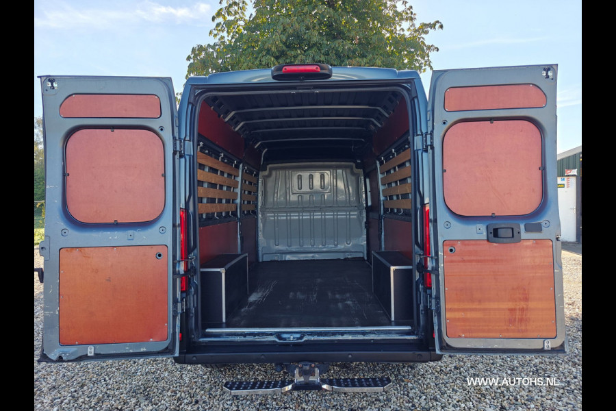Peugeot Boxer 333 2.2 BlueHDi 165 PK L3H2 Premium, 1e Eig , euro 6, cruise , camera , navi , apk 10- 2027 , NW motor bij 118000 km
