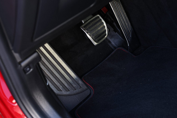 Alfa Romeo Giulia 2.9 V6 Quadrifoglio *Kuipstoelen*H/K*ACC*1e eigenaar*