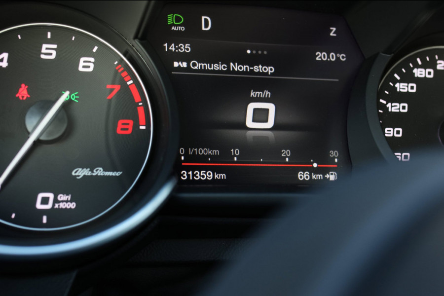 Alfa Romeo Giulia 2.9 V6 Quadrifoglio *Kuipstoelen*H/K*ACC*1e eigenaar*