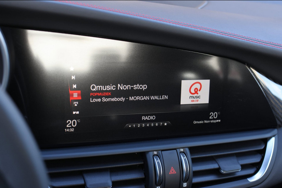 Alfa Romeo Giulia 2.9 V6 Quadrifoglio *Kuipstoelen*H/K*ACC*1e eigenaar*