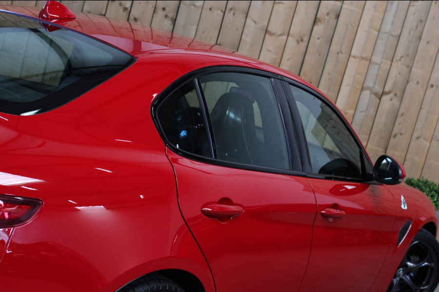 Alfa Romeo Giulia 2.9 V6 Quadrifoglio *Kuipstoelen*H/K*ACC*1e eigenaar*