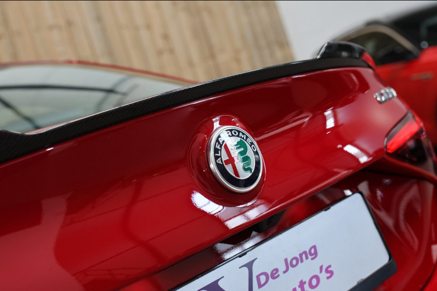 Alfa Romeo Giulia 2.9 V6 Quadrifoglio *Kuipstoelen*H/K*ACC*1e eigenaar*