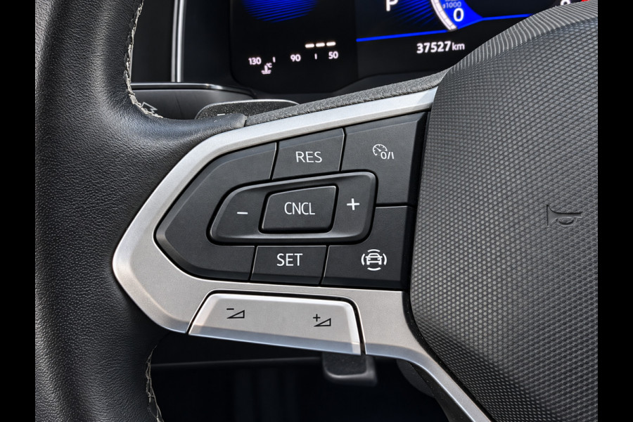 Volkswagen Polo 1.0 TSI R-Line Business_Navi_Carplay_Led_Virtual cocpit