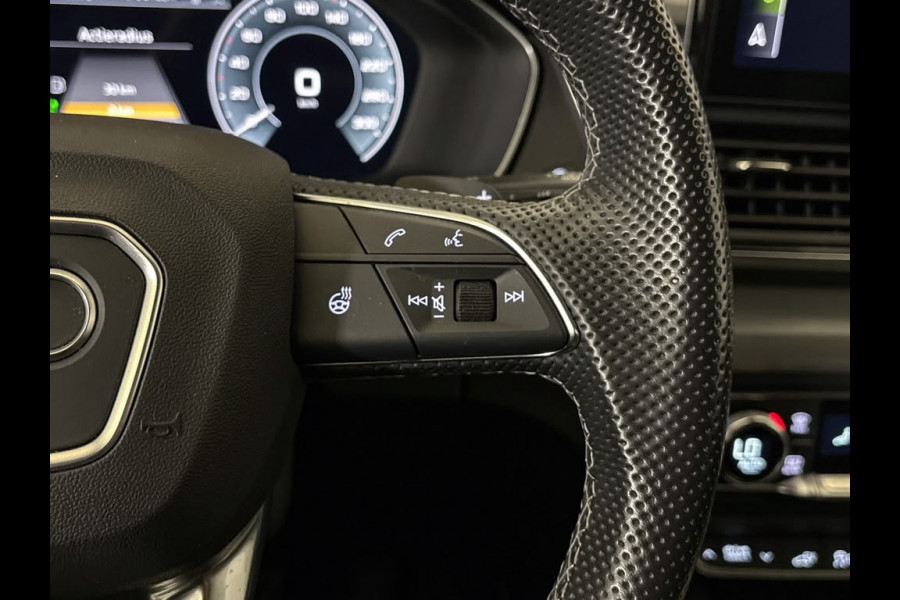 Audi Q5 55 TFSI e S edition | Bang & Olufsen | Stuurverwarming | Stoelverwarming | RS Stoelen | Memory Seat | Elektrische Stoelen | Matrix LED | Camera | Keyless | Navigatie | Cruise Control | B&O | SOH 89,68%