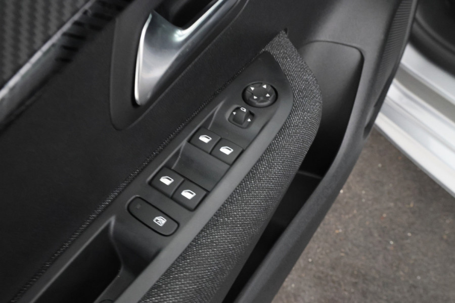 Peugeot 208 1.2 Hybrid 110 e-DCS6 Allure Automaat, Fabrieksnieuw!