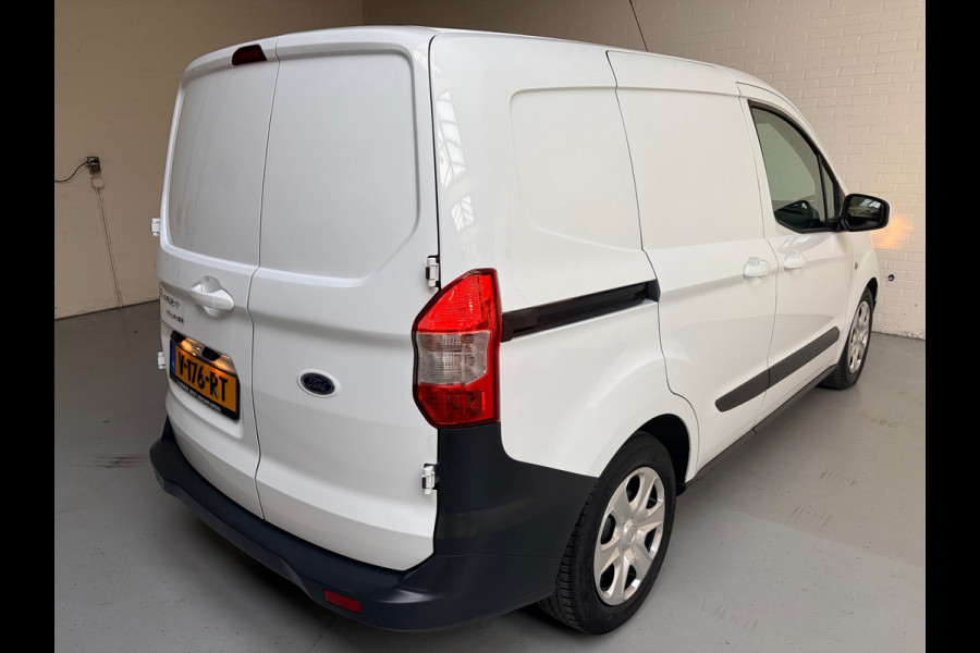Ford Transit Courier 1.5 TDCI Trend, Airco, CruiseControl, Stoel verwarming Schuifdeur 1ste eigenaar Nederlandse bus RIJKLAARPRIJS