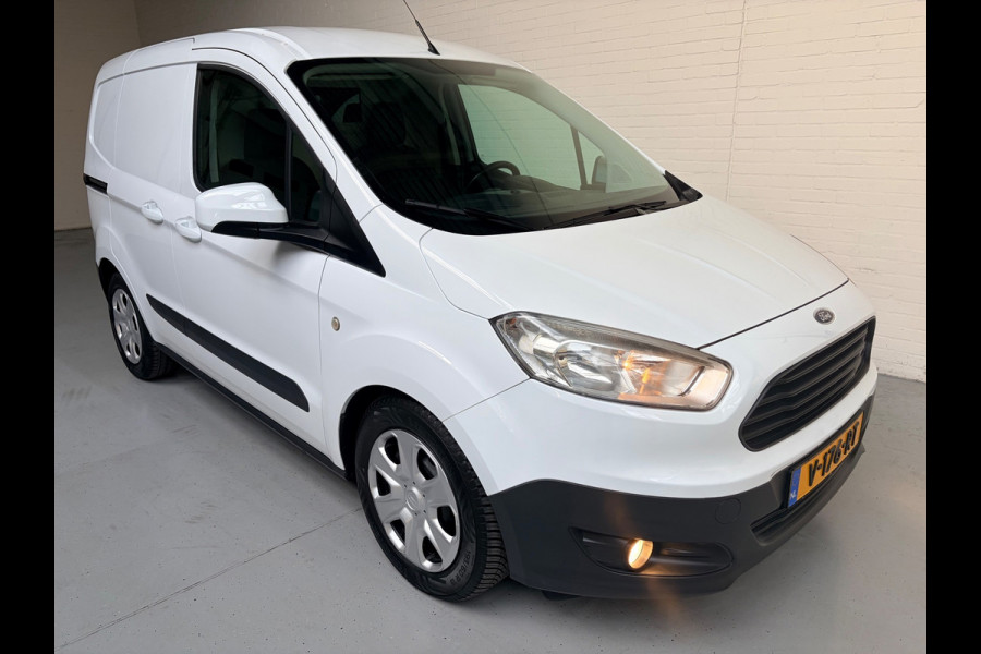 Ford Transit Courier 1.5 TDCI Trend, Airco, CruiseControl, Stoel verwarming Schuifdeur 1ste eigenaar Nederlandse bus RIJKLAARPRIJS