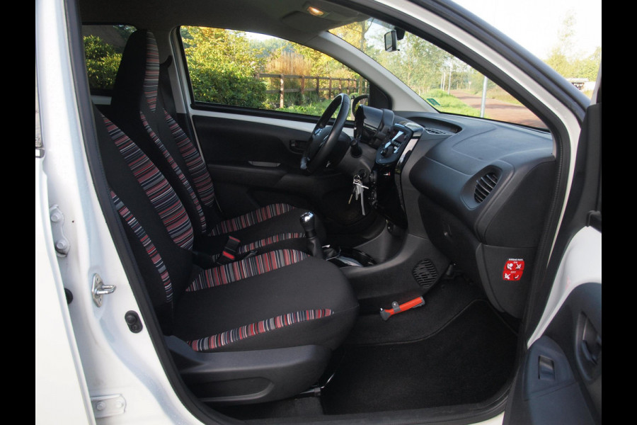 Citroën C1 1.0 VTi Feel | Airco | 5-deurs | DAB | Dealeronderhouden | NL-Auto |