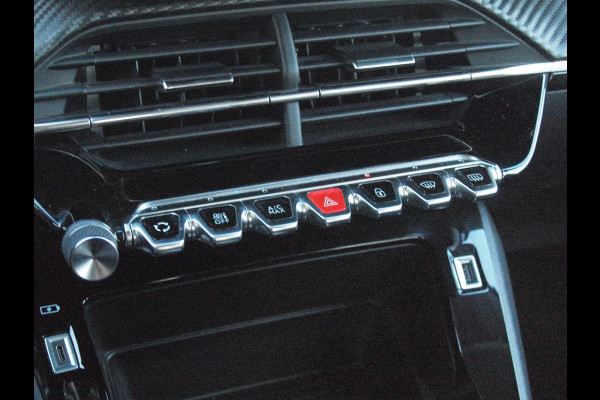 Peugeot e-208 EV Pack 50 kWh | Apple Carplay | Parkeersensoren | Navi | Cruise Control | NL-Auto |