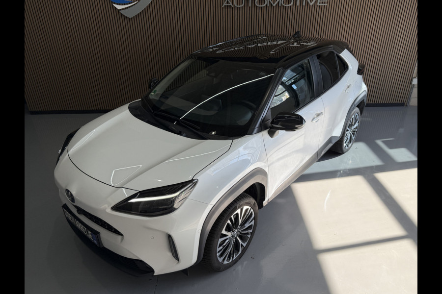Toyota Yaris Cross 1.5 Hybrid Executive | Navi | ACC | Dodehoek | Stoel & Stuurverwarming | 18" | Carplay 100% Toyota Dealer onderhouden!