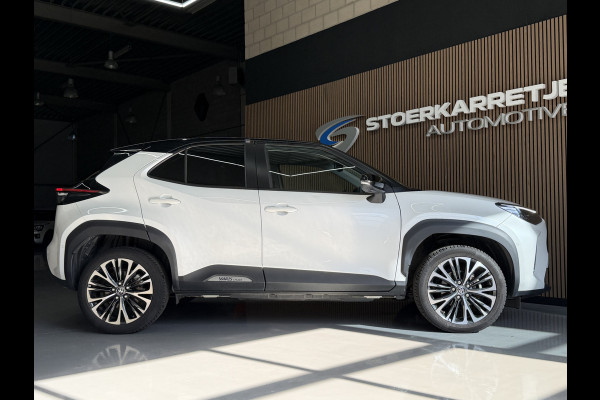 Toyota Yaris Cross 1.5 Hybrid Executive | Navi | ACC | Dodehoek | Stoel & Stuurverwarming | 18" | Carplay 100% Toyota Dealer onderhouden!