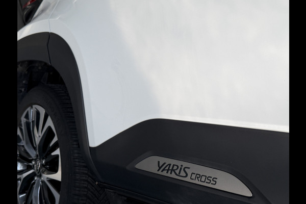 Toyota Yaris Cross 1.5 Hybrid Executive | Navi | ACC | Dodehoek | Stoel & Stuurverwarming | 18" | Carplay 100% Toyota Dealer onderhouden!