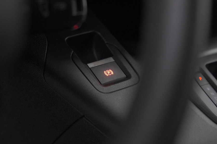 Citroën E-Berlingo 136 L1 50 kWh | SOH 99,1% | Camera | Vloerplaat Laadruimte | Apple Carplay | Parkeersensoren