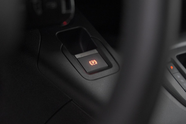 Citroën E-Berlingo 136 L1 50 kWh | SOH 99,1% | Camera | Vloerplaat Laadruimte | Apple Carplay | Parkeersensoren
