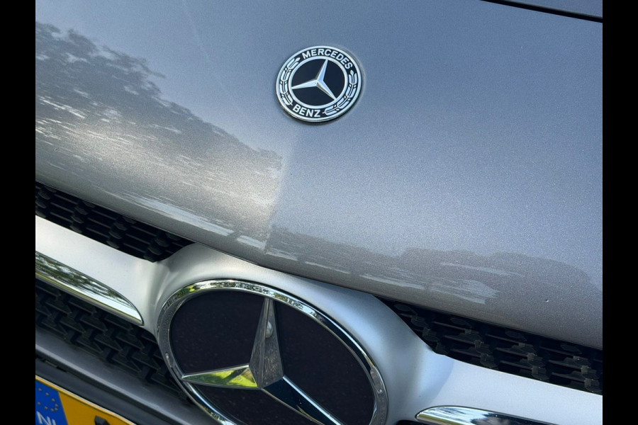 Mercedes-Benz A-Klasse 250 e Business Solution Luxury Limited, lederen sportint. Sfeerverlichting, camera, 1 e eigenaar, NL auto