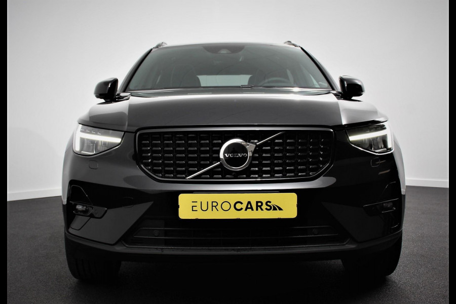 Volvo XC40 1.5 T5 Plug-in hybrid Ultimate Dark Electrische Glazen Panorama dak Navigatie Dab Led Adaptieve Cruise Control Camera Parkeer sensoren Lichtmetalen velgen