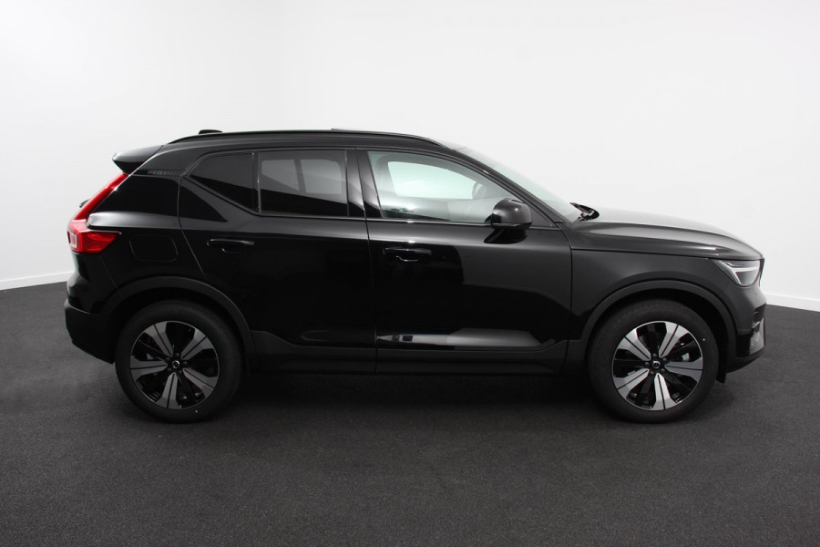 Volvo XC40 1.5 T5 Plug-in hybrid Ultimate Dark Electrische Glazen Panorama dak Navigatie Dab Led Adaptieve Cruise Control Camera Parkeer sensoren Lichtmetalen velgen