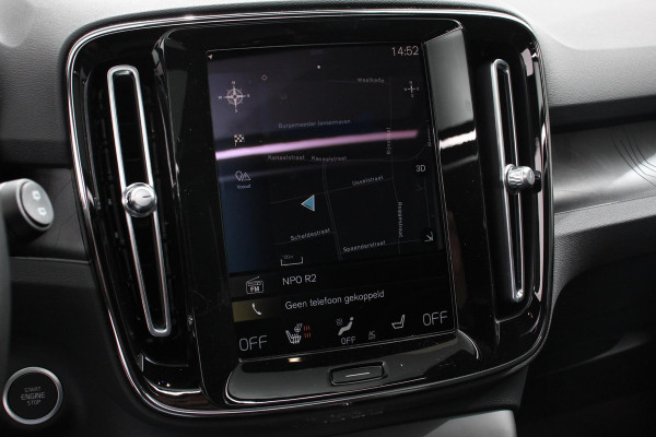 Volvo XC40 1.5 T5 Plug-in hybrid Ultimate Dark Electrische Glazen Panorama dak Navigatie Dab Led Adaptieve Cruise Control Camera Parkeer sensoren Lichtmetalen velgen