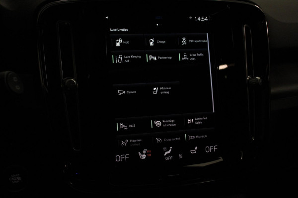 Volvo XC40 1.5 T5 Plug-in hybrid Ultimate Dark Electrische Glazen Panorama dak Navigatie Dab Led Adaptieve Cruise Control Camera Parkeer sensoren Lichtmetalen velgen