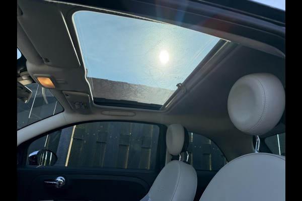 Fiat 500 1.2 Lounge | Panoramadak | Navigatie | Parkeersensoren | DAB | Lichtmetalen Velgen |
